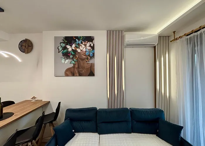 アパート Mount Desetka